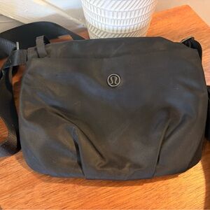 Lululemon Essential Yoga Mat Carrier Bag With Straps And Detachable Nylon Pouch